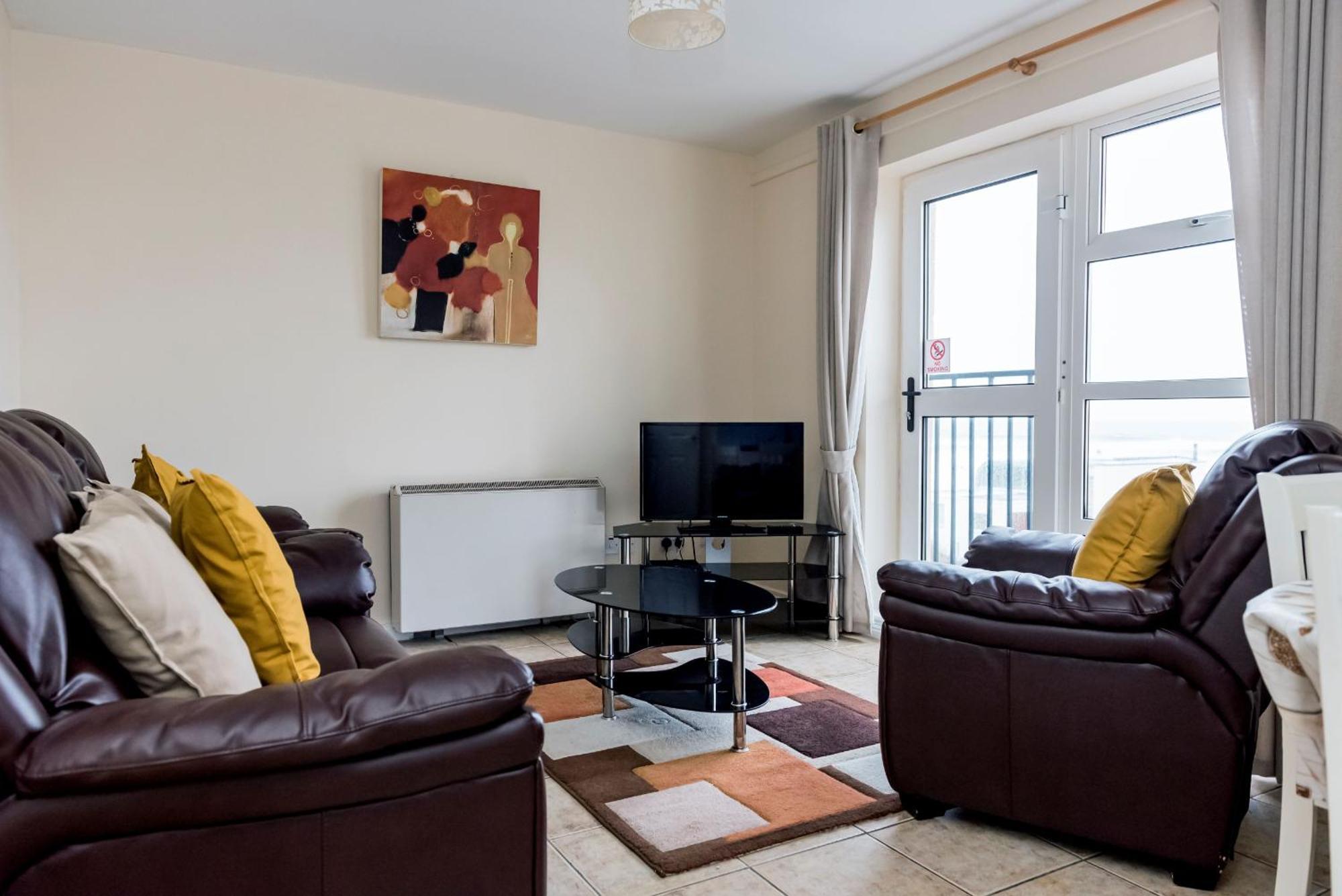 בונדוראן Marine Court Ground Floor Apartment מראה חיצוני תמונה